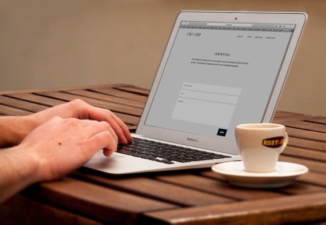 Enlaces patrocinados websites